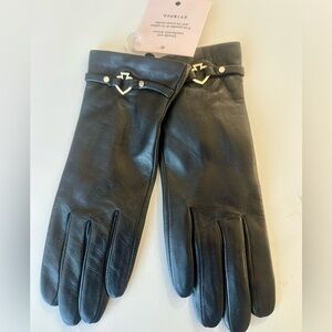 Elegant Black Leather Gloves